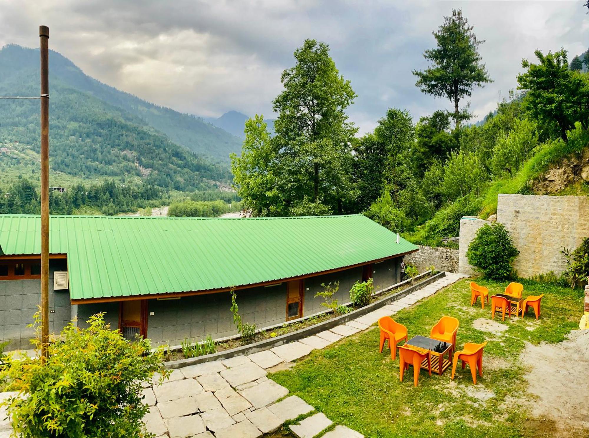 Hotel Hollywood Vibes #Riverview #Premium Rooms #Prime Location #Most Awarded #Parking #Top Rated #Open Terrace #Lawn #Best Selling Hotel In Manali Kültér fotó