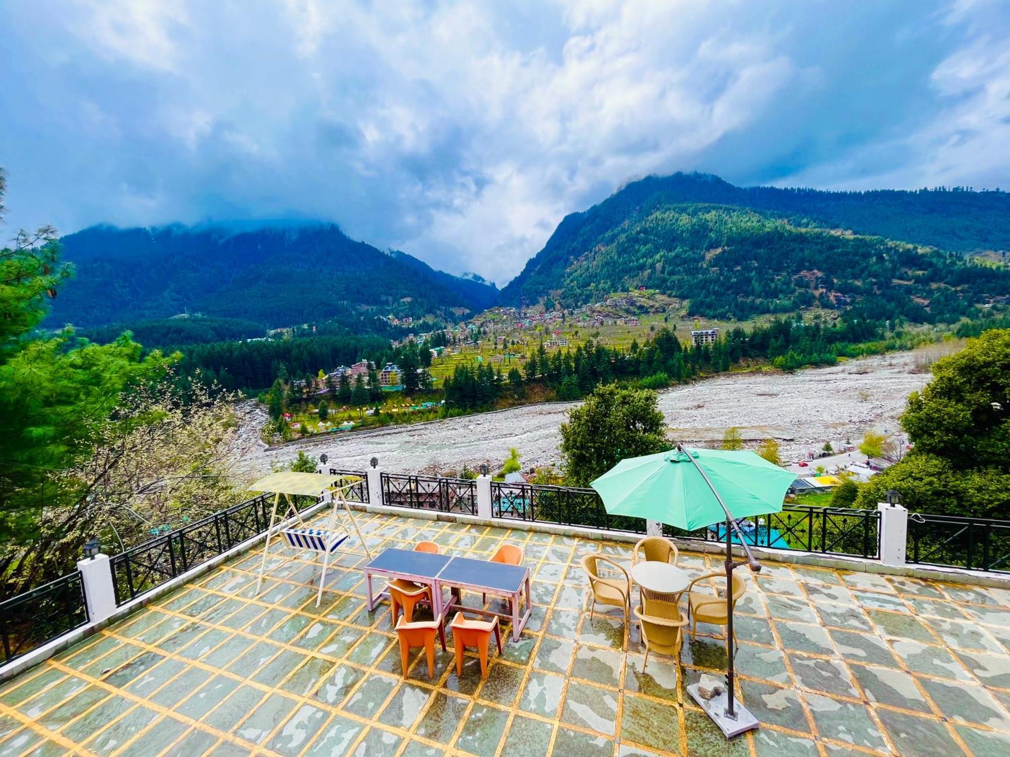Hotel Hollywood Vibes #Riverview #Premium Rooms #Prime Location #Most Awarded #Parking #Top Rated #Open Terrace #Lawn #Best Selling Hotel In Manali Kültér fotó