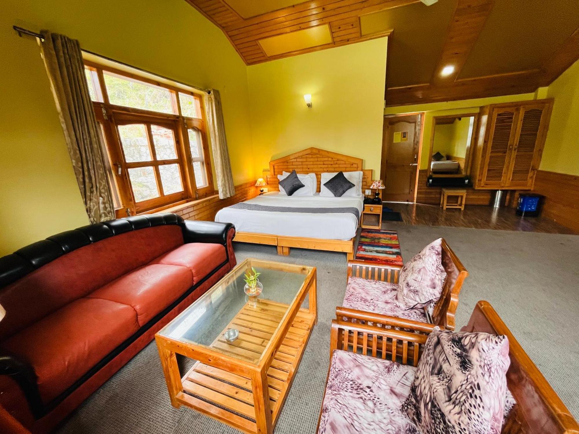 Hotel Hollywood Vibes #Riverview #Premium Rooms #Prime Location #Most Awarded #Parking #Top Rated #Open Terrace #Lawn #Best Selling Hotel In Manali Kültér fotó