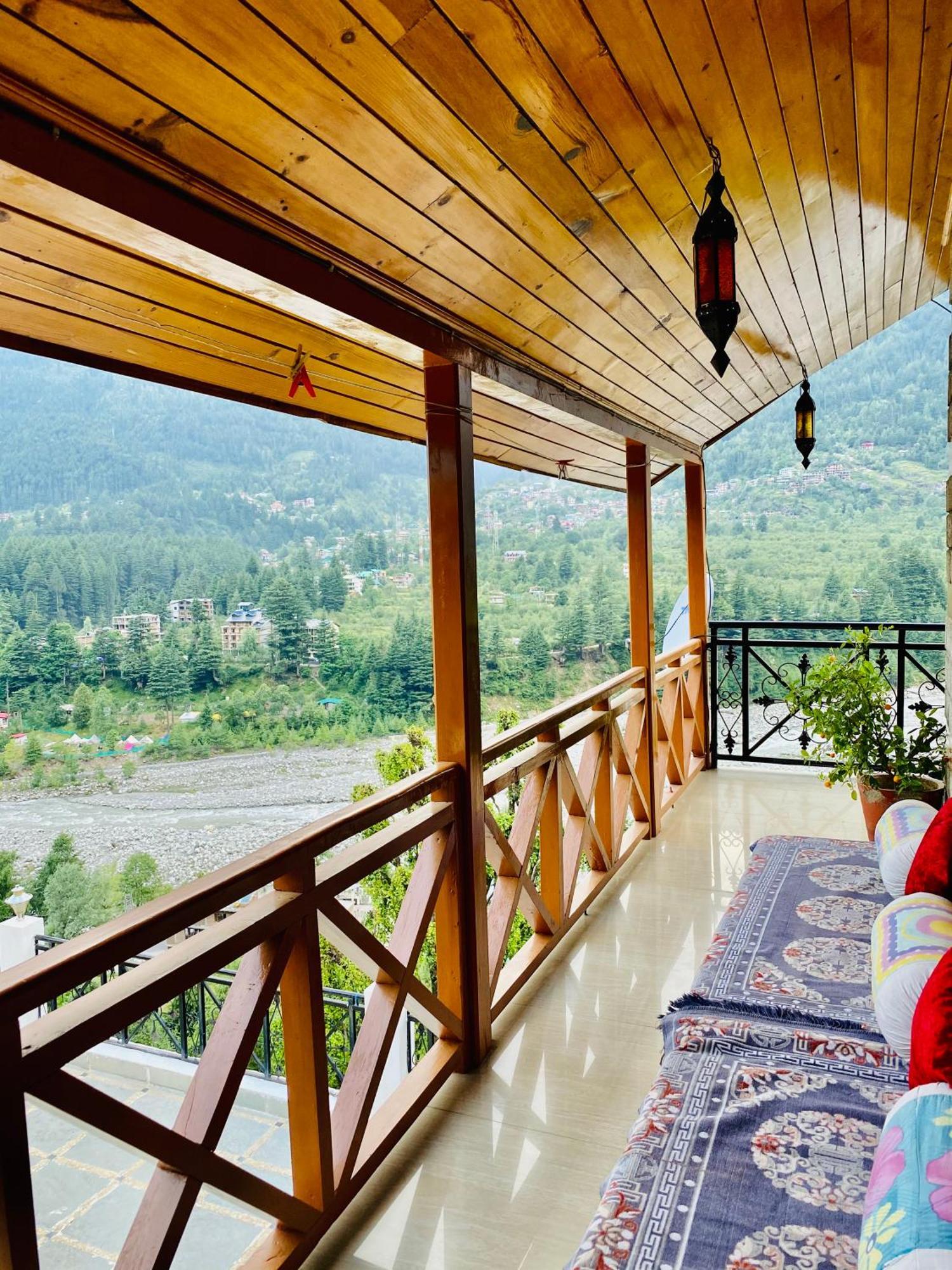 Hotel Hollywood Vibes #Riverview #Premium Rooms #Prime Location #Most Awarded #Parking #Top Rated #Open Terrace #Lawn #Best Selling Hotel In Manali Kültér fotó