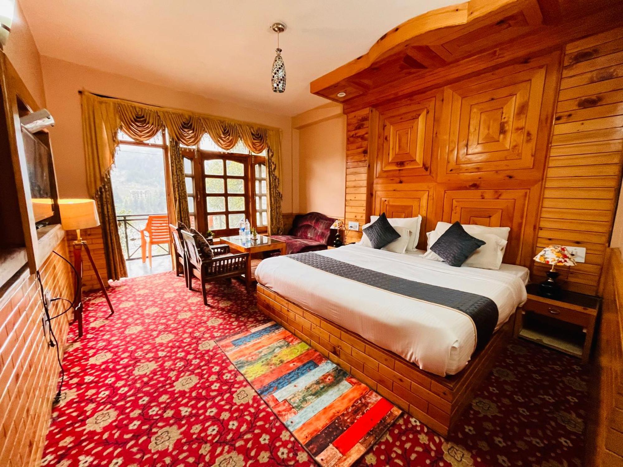 Hotel Hollywood Vibes #Riverview #Premium Rooms #Prime Location #Most Awarded #Parking #Top Rated #Open Terrace #Lawn #Best Selling Hotel In Manali Kültér fotó