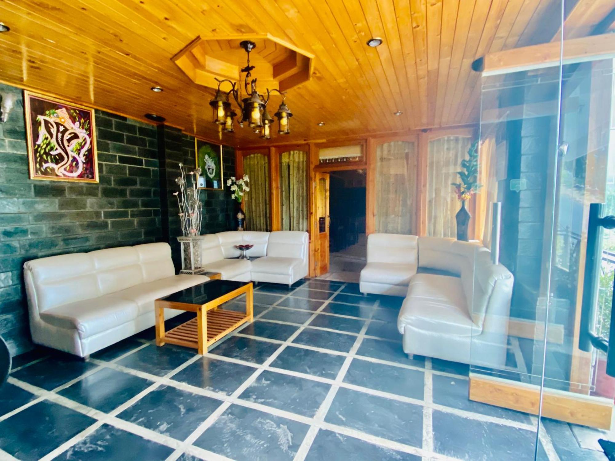 Hotel Hollywood Vibes #Riverview #Premium Rooms #Prime Location #Most Awarded #Parking #Top Rated #Open Terrace #Lawn #Best Selling Hotel In Manali Kültér fotó
